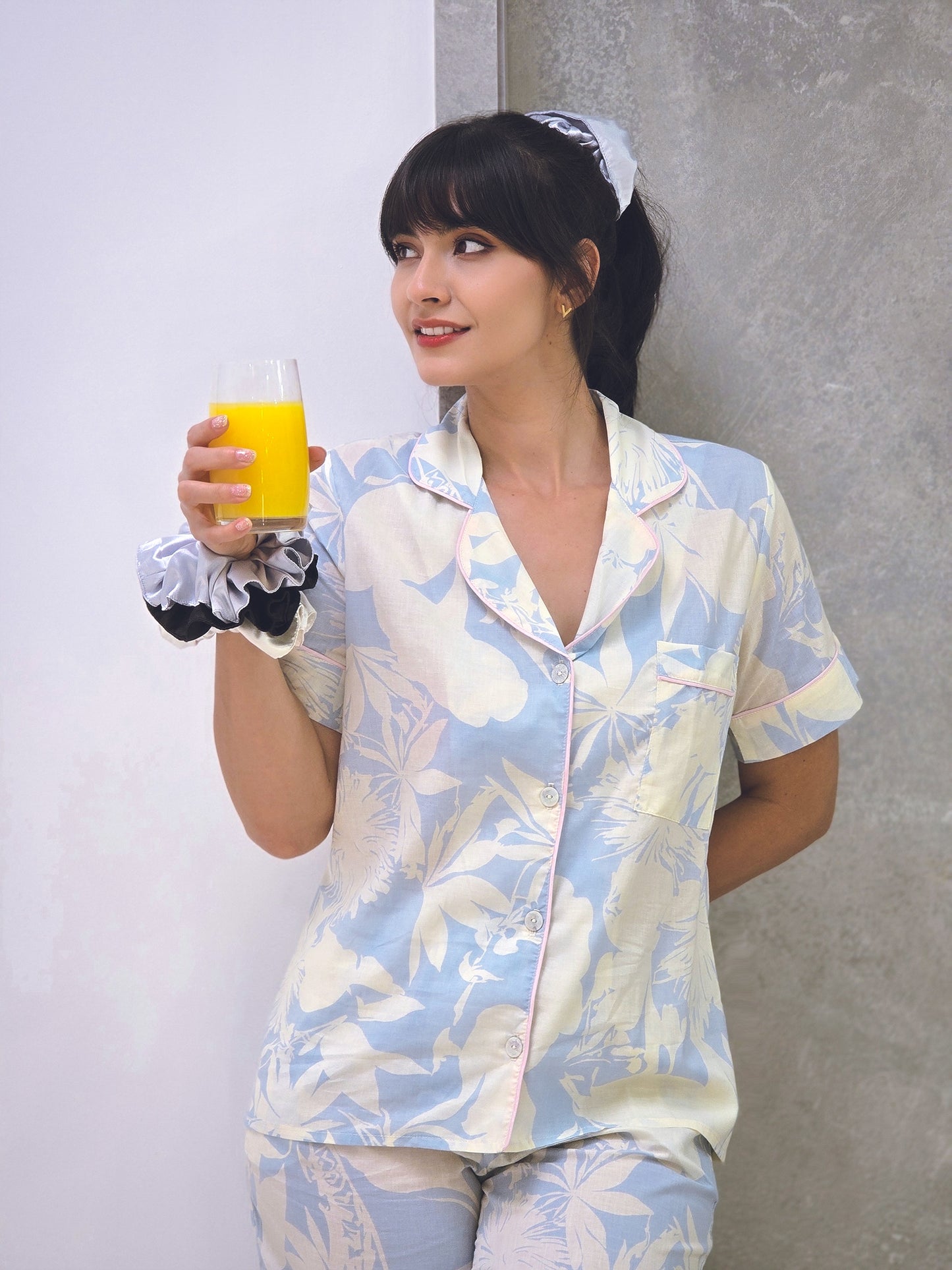Pijama  estampado azul cielo y beige Pantalón y camisa REF AQUA - Estilo y confort