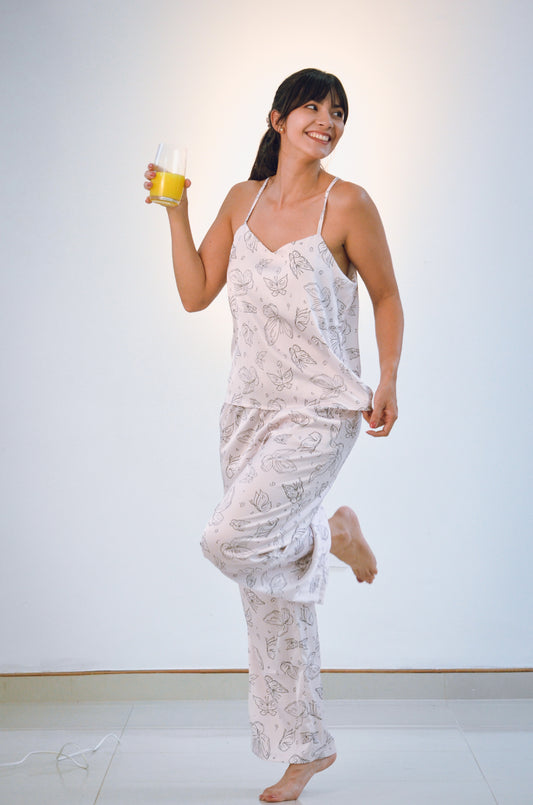 Pijama pantalón y blusa de tiras REF. ABBY - Frescura y estilo para dormir